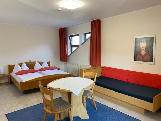 Hotel Janssen Bodenheim Eksteriør bilde