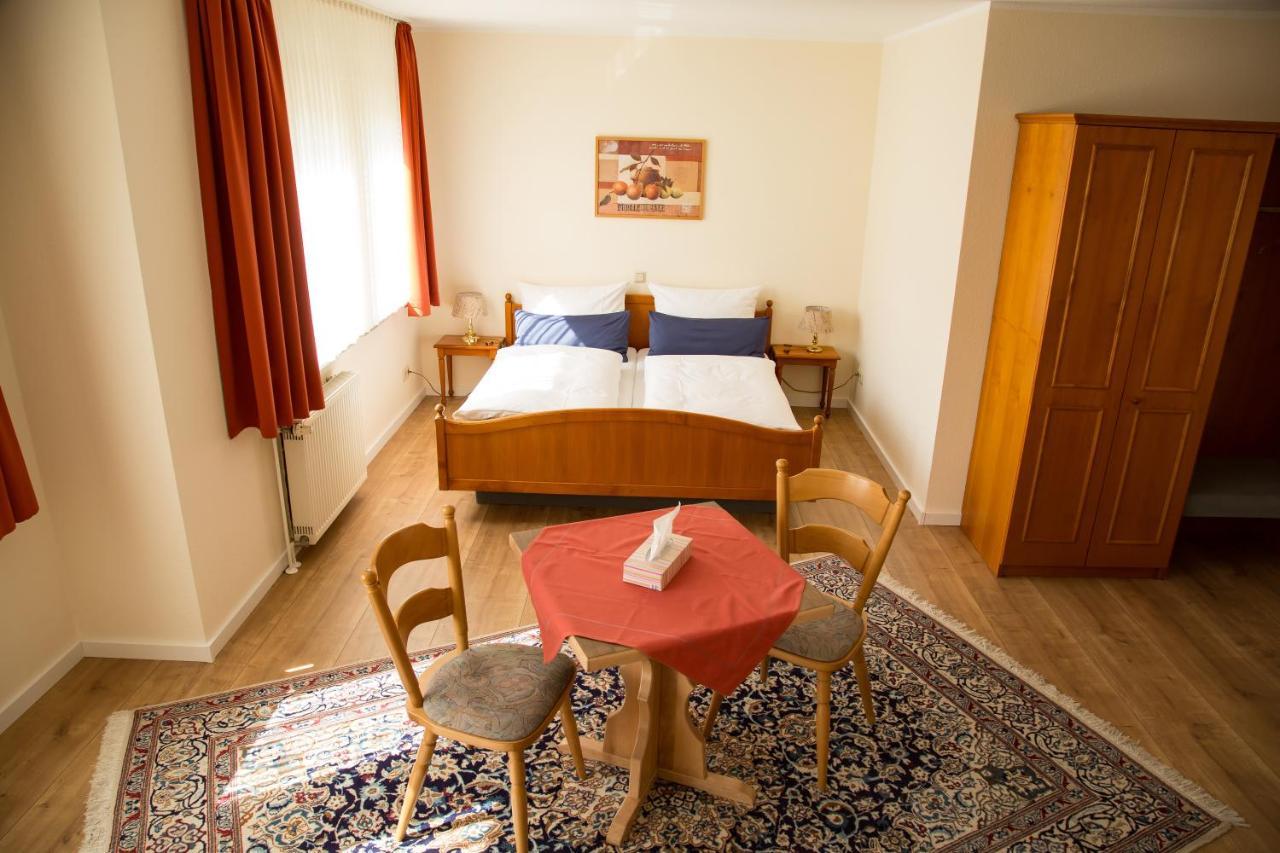 Hotel Janssen Bodenheim Eksteriør bilde